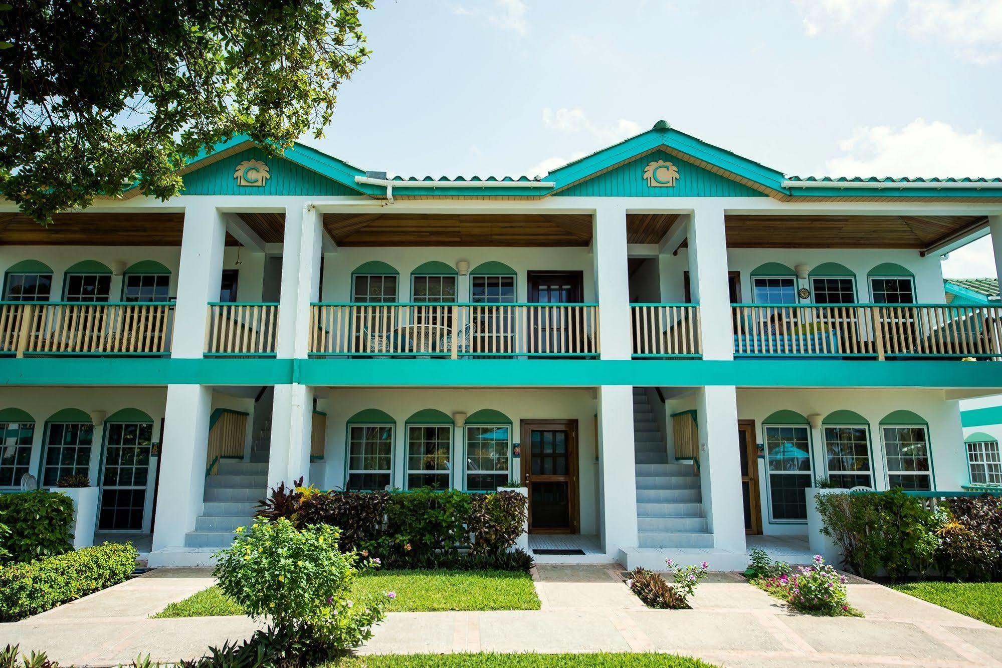 Banyan Bay Suites ซานเปโดร ภายนอก รูปภาพ